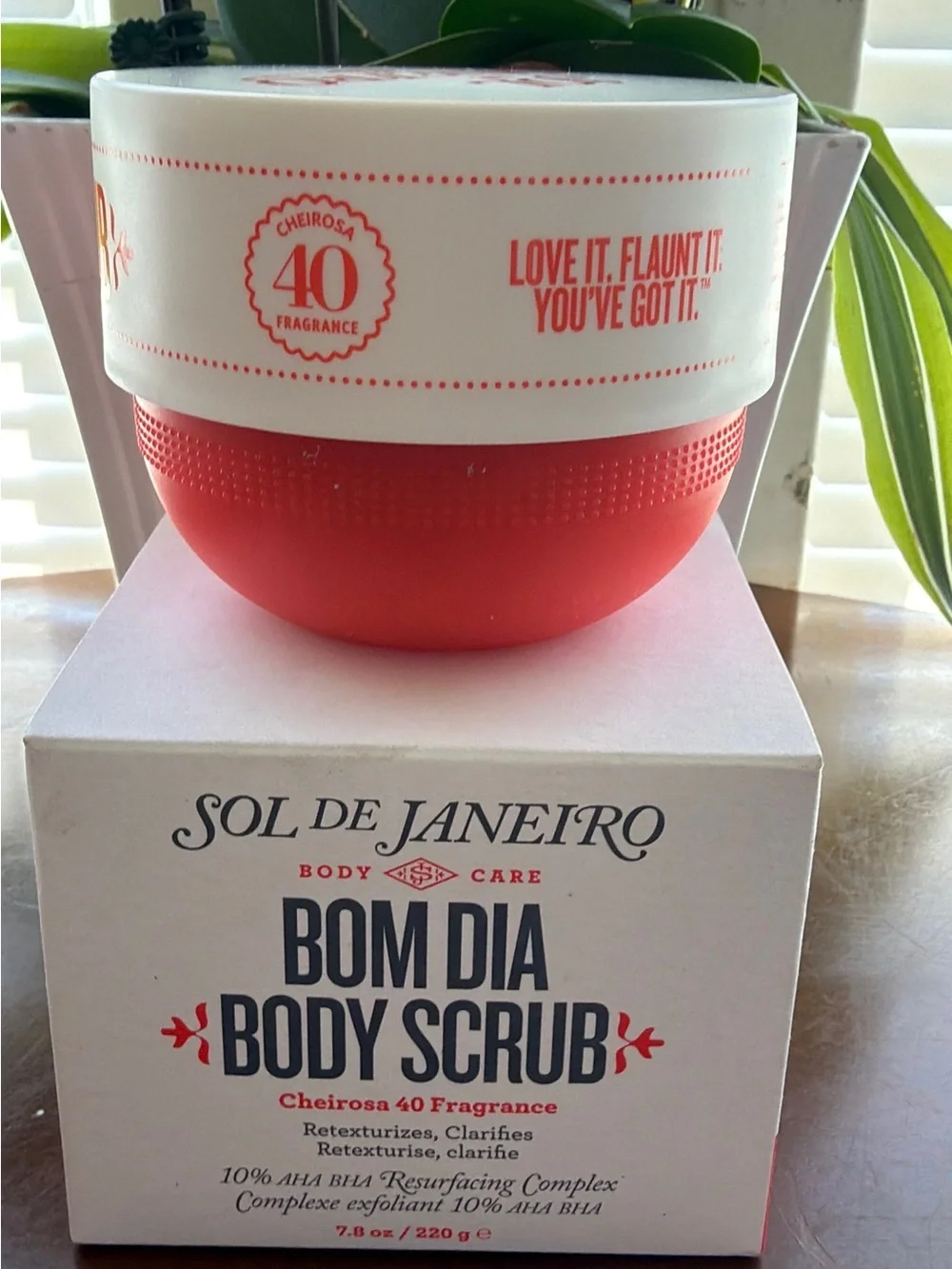 Sol de Janeiro Bom Dia Body Scrub — Red